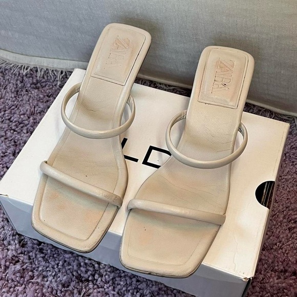 Zara kitten heel mules / sandals - Picture 2 of 7